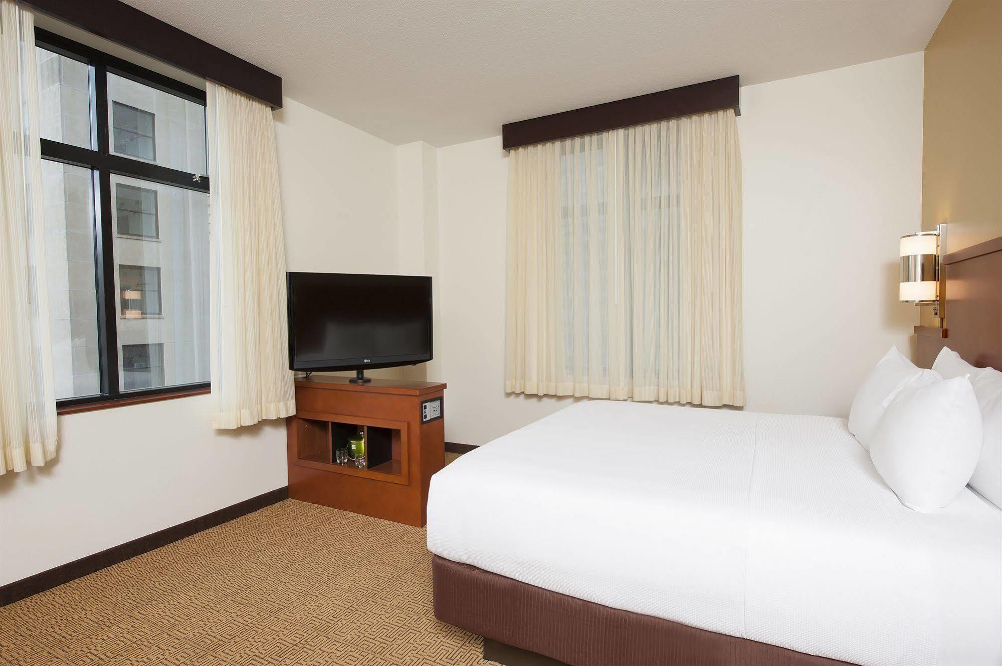 Hyatt Place Des Moines Downtown Εξωτερικό φωτογραφία